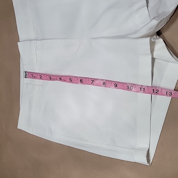 J. Crew Size 6 White Shorts, Excellent Used Condition.  100% Cotton - Picture 5 of 11